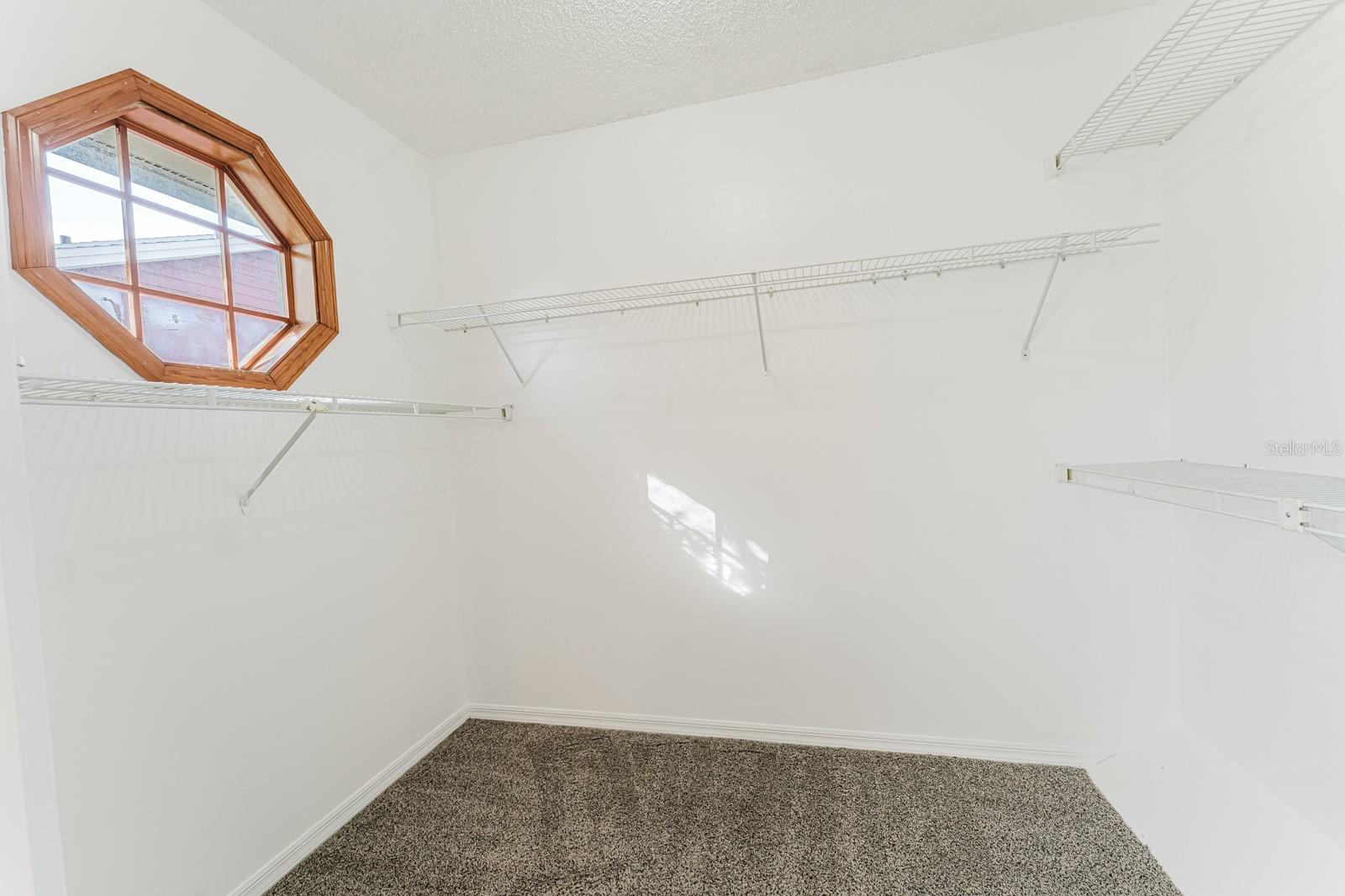 LAKEVIEW VILLAGE CONDO NO 12 - Residential