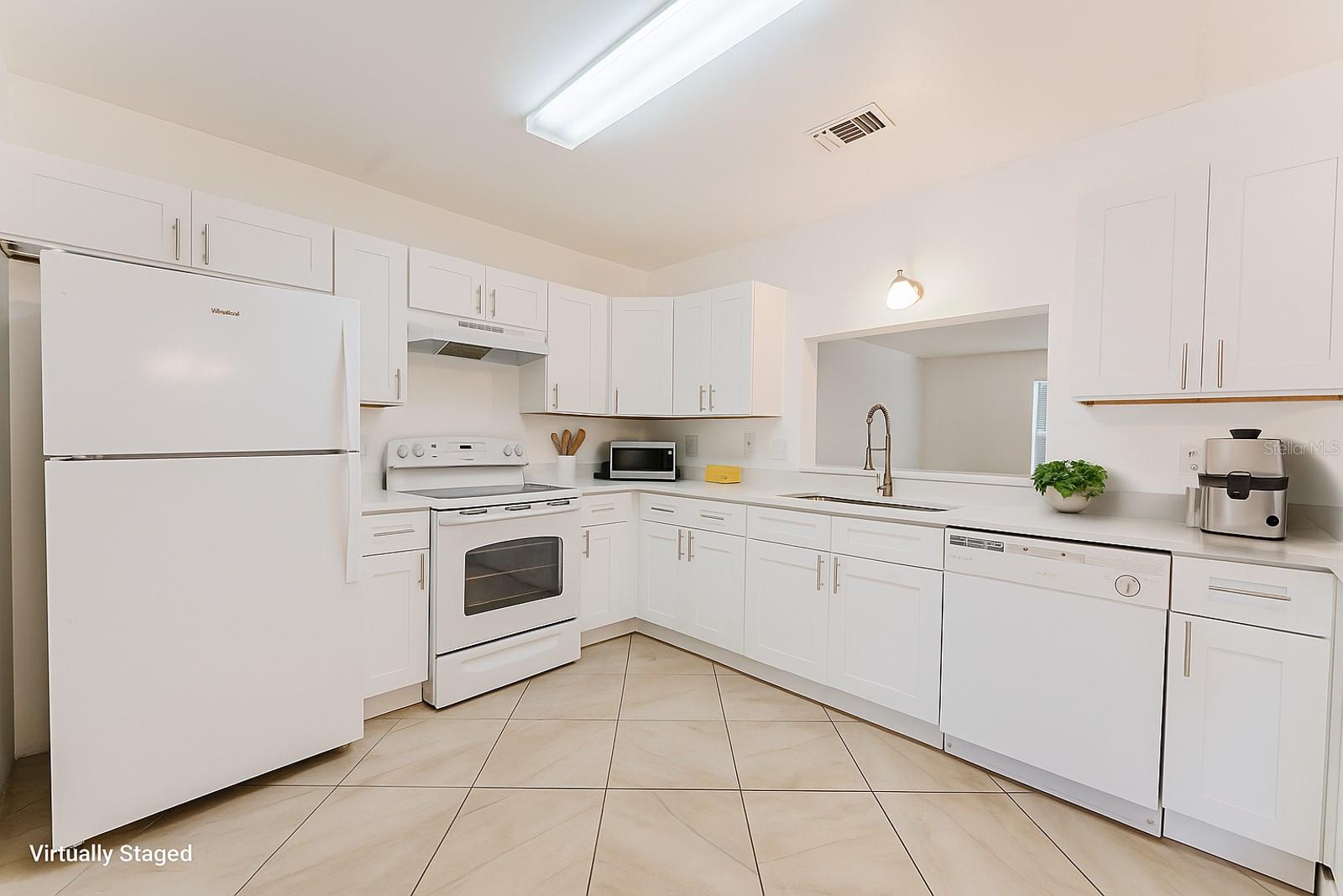 LAKEVIEW VILLAGE CONDO NO 12 - Residential