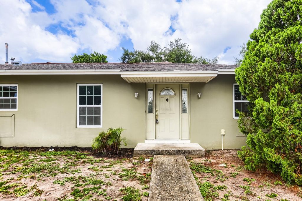 Photo of 1252 Garret Avenue, Spring Hill, FL 34606 (MLS # TB8506515)