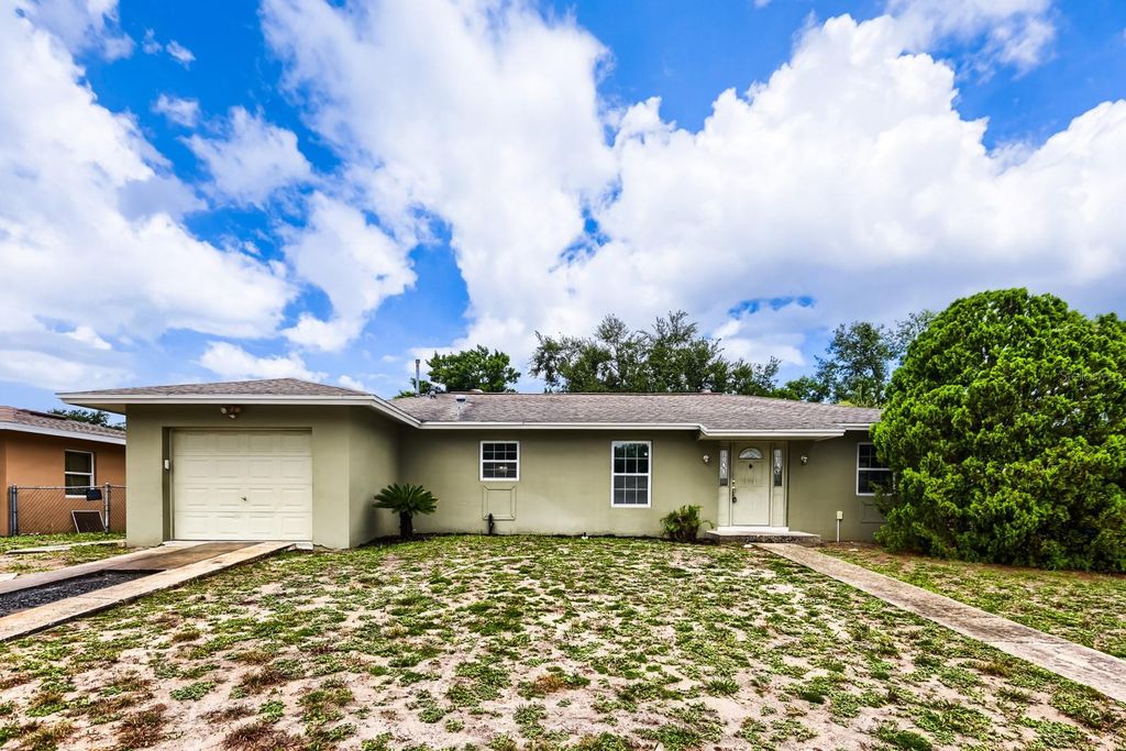 Photo of 1252 Garret Avenue, Spring Hill, FL 34606 (MLS # TB8506515)