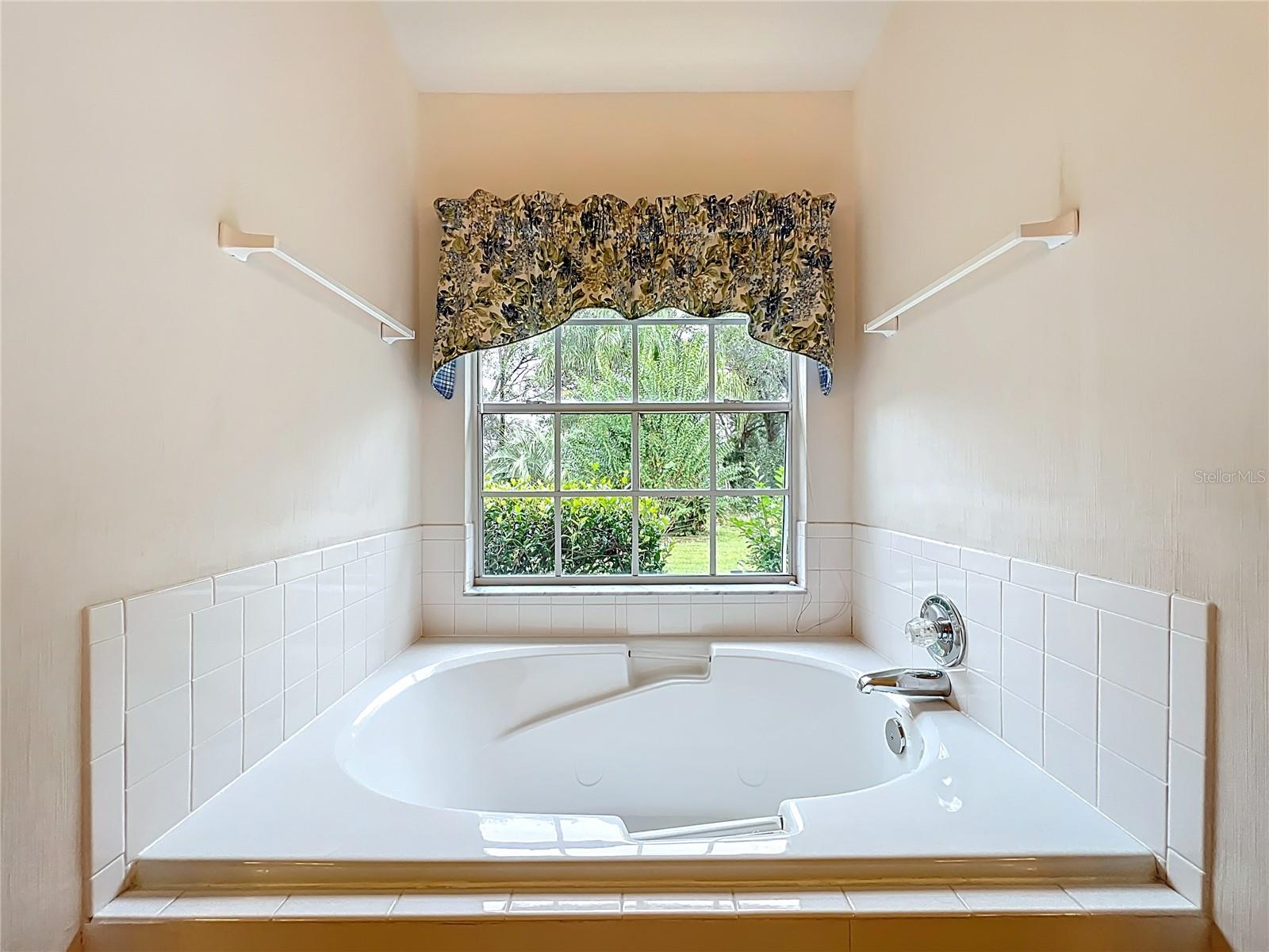 PLANTATION AT LEESBURG CASA DEL LAGO - Residential