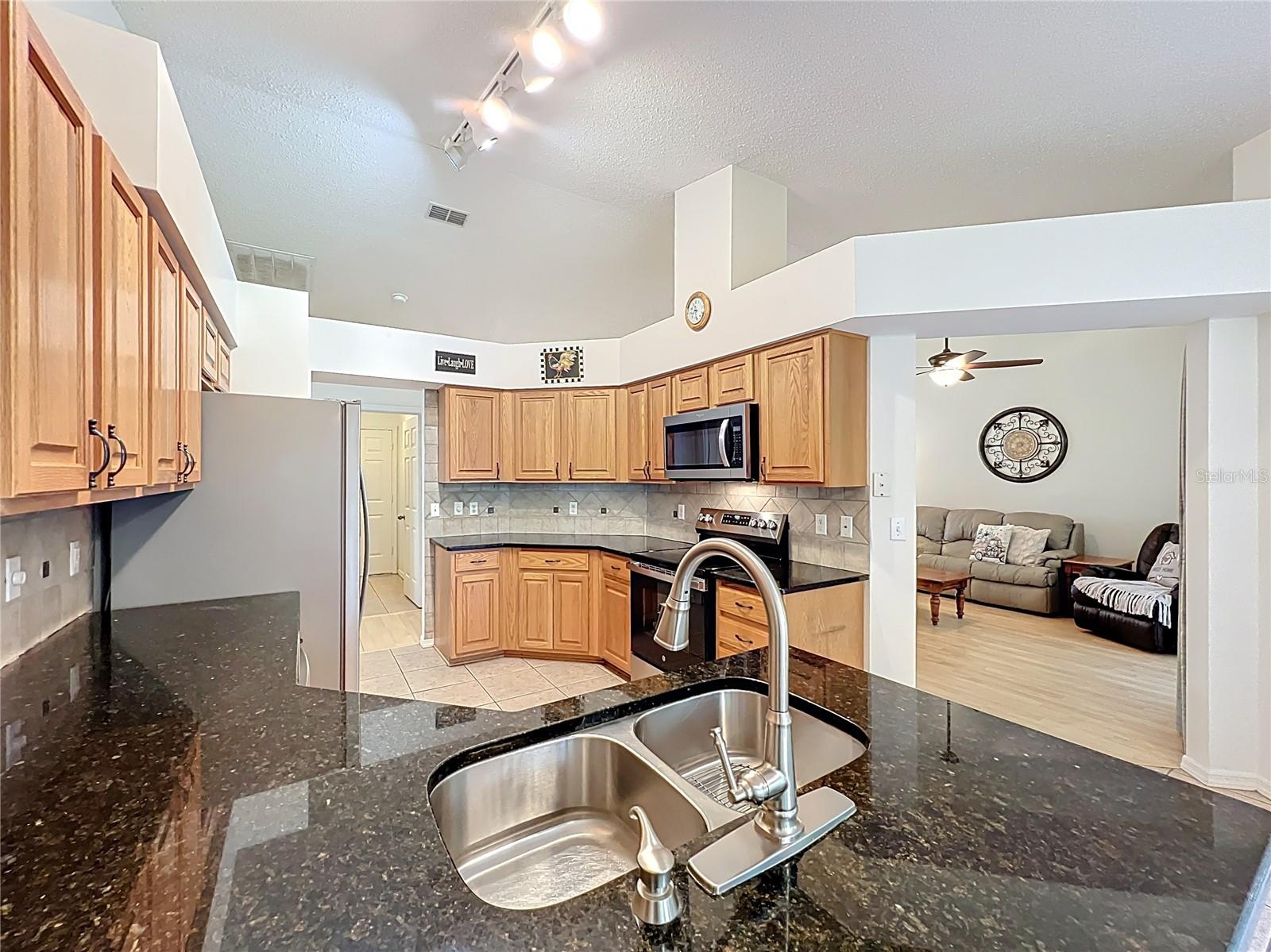 PLANTATION AT LEESBURG CASA DEL LAGO - Residential