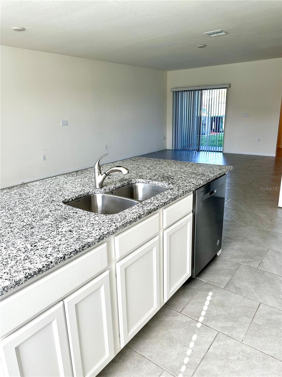 WATERLEIGH - Residential Lease