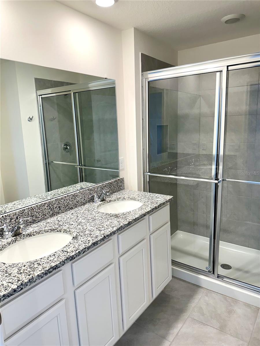 WATERLEIGH - Residential Lease