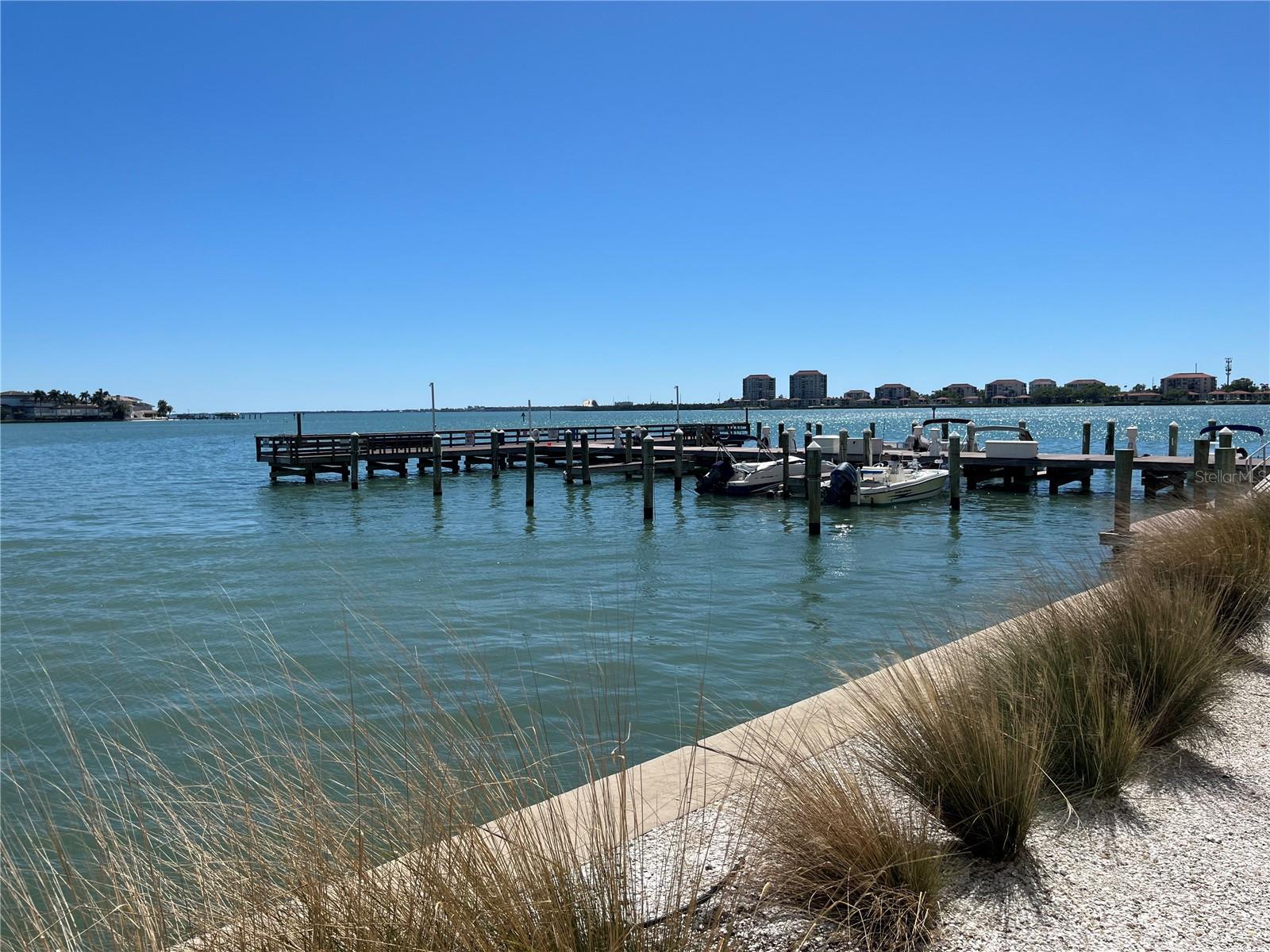 BAYWAY ISLES POINT BRITTANY THREE - Residential