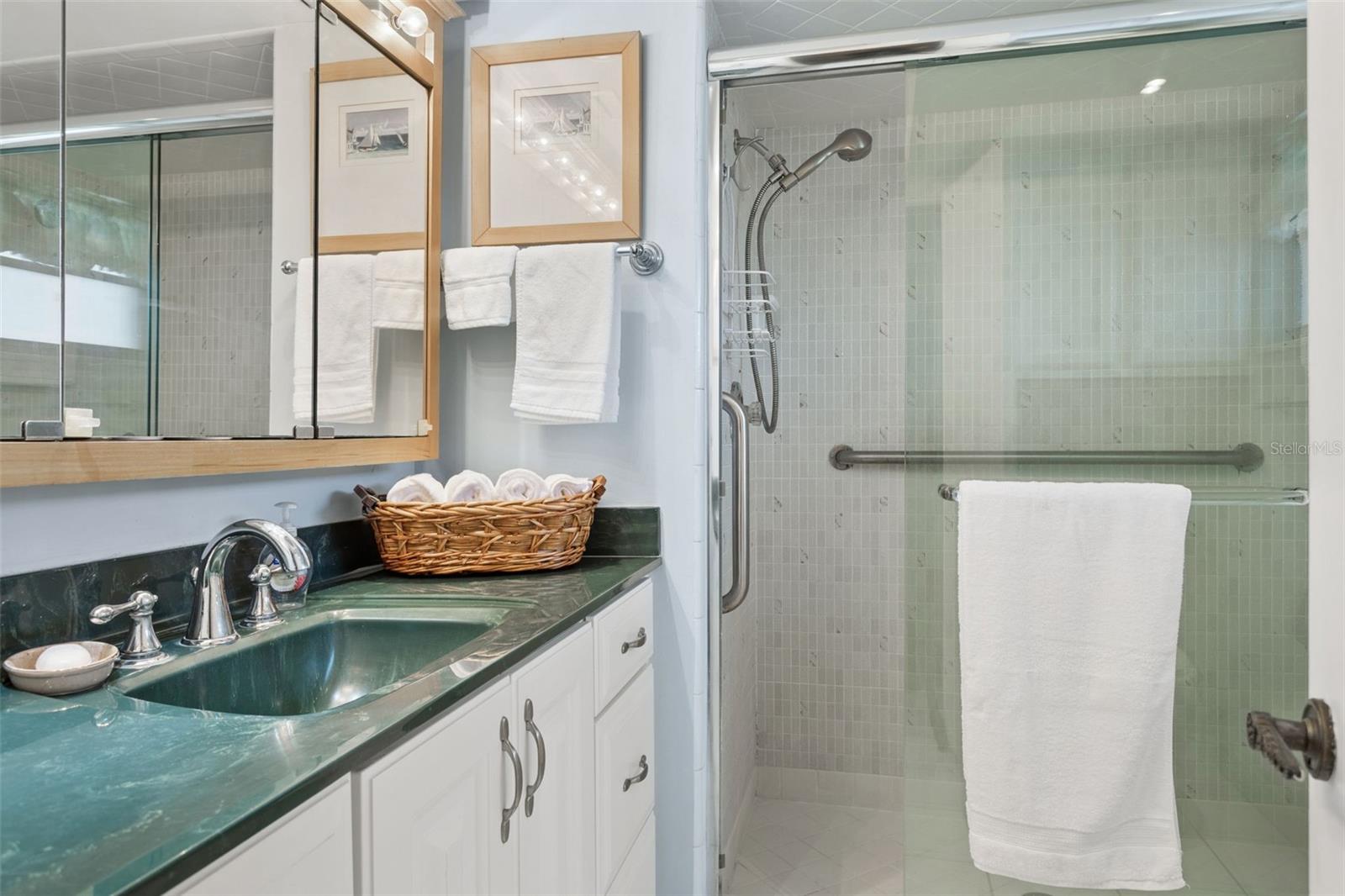 BAYWAY ISLES POINT BRITTANY THREE - Residential