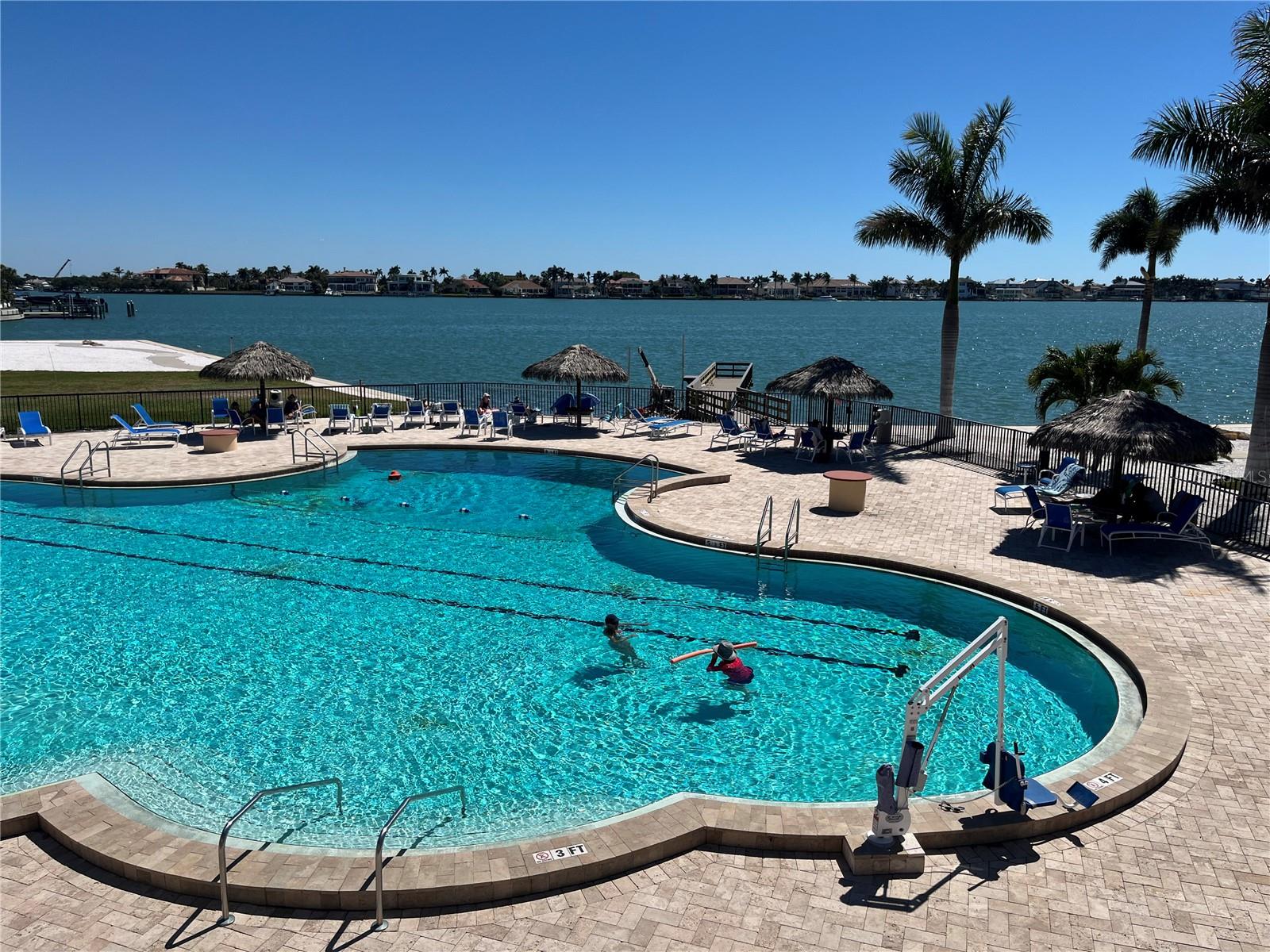 BAYWAY ISLES POINT BRITTANY THREE - Residential