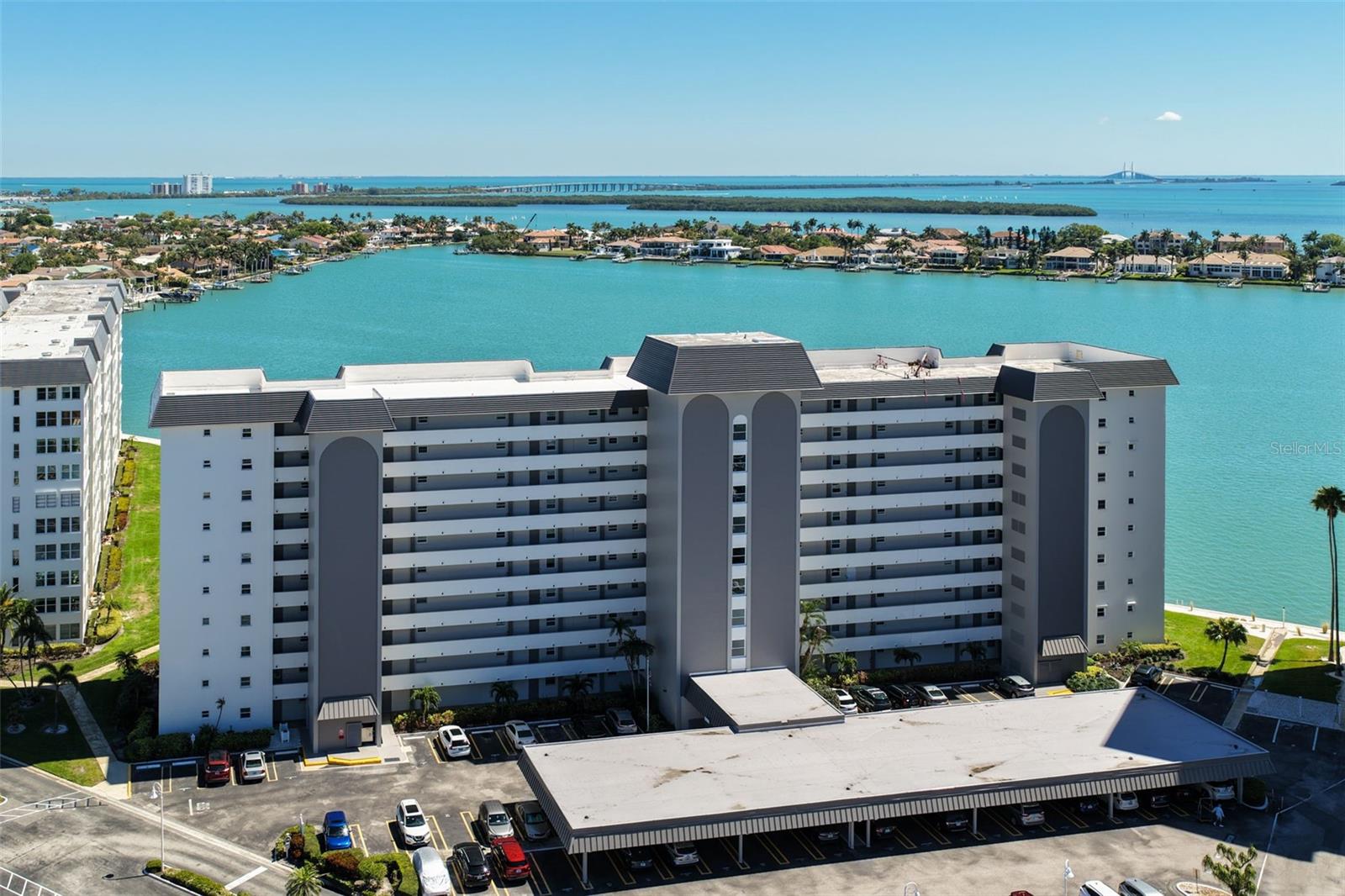 BAYWAY ISLES POINT BRITTANY THREE - Residential