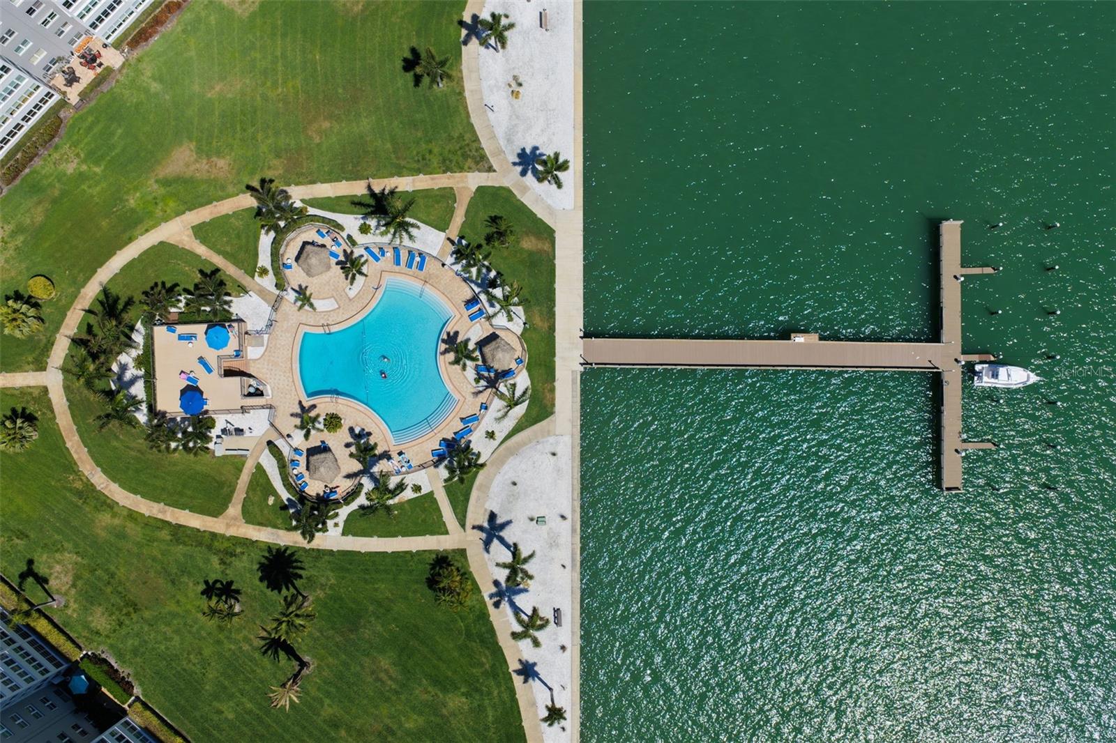 BAYWAY ISLES POINT BRITTANY THREE - Residential