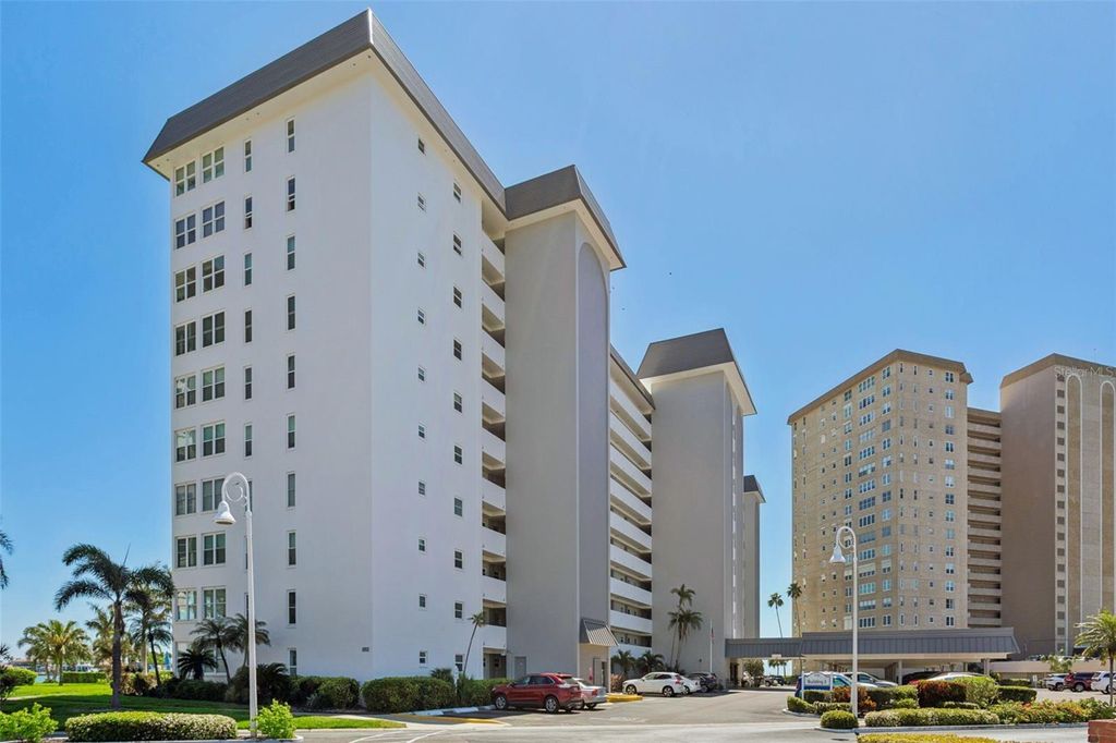 Photo of 5130 Brittany Drive S #1002, St Petersburg, FL 33715 (MLS # A4687843)