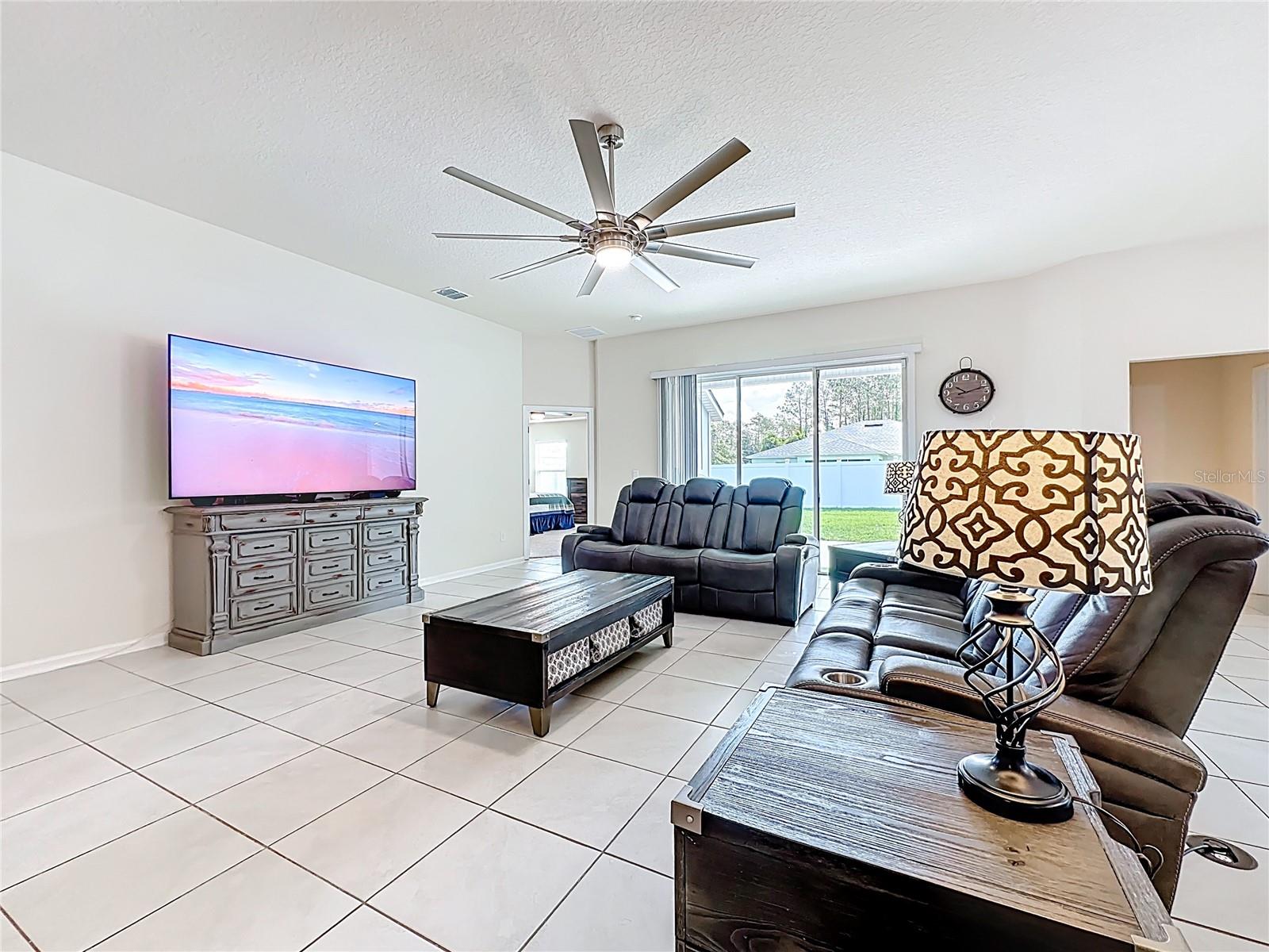 1 ZINNIA COURT