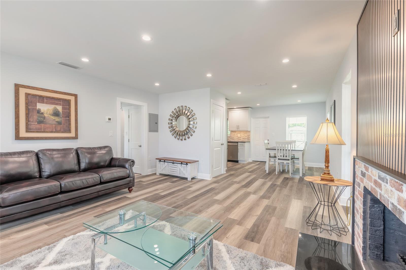 408 WISTERIA ROAD