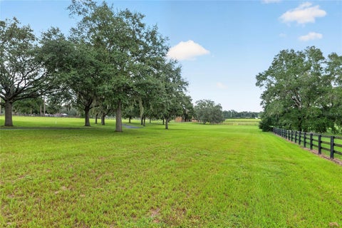 Tiny photo for 997 NW 63rd Court, Ocala, FL 34482 (MLS # OM731891)