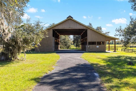 Tiny photo for 997 NW 63rd Court, Ocala, FL 34482 (MLS # OM731891)