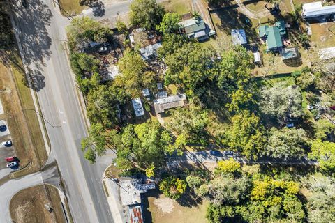 A home in APOPKA