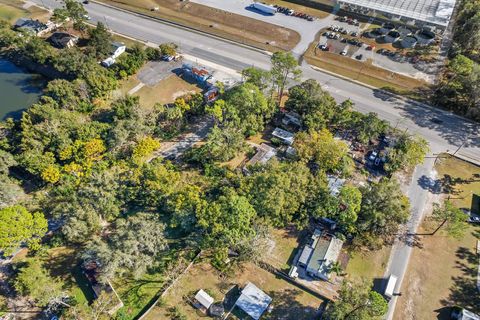 A home in APOPKA