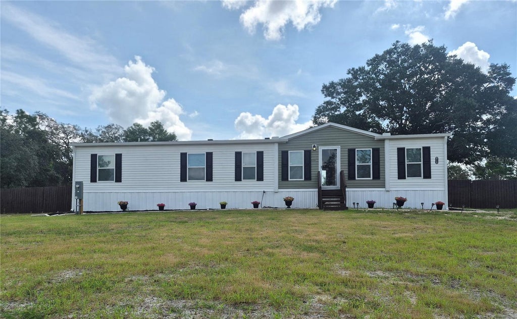 Photo of 8128 Weeping Willow Street, Brooksville, FL 34613 (MLS # TB8501607)