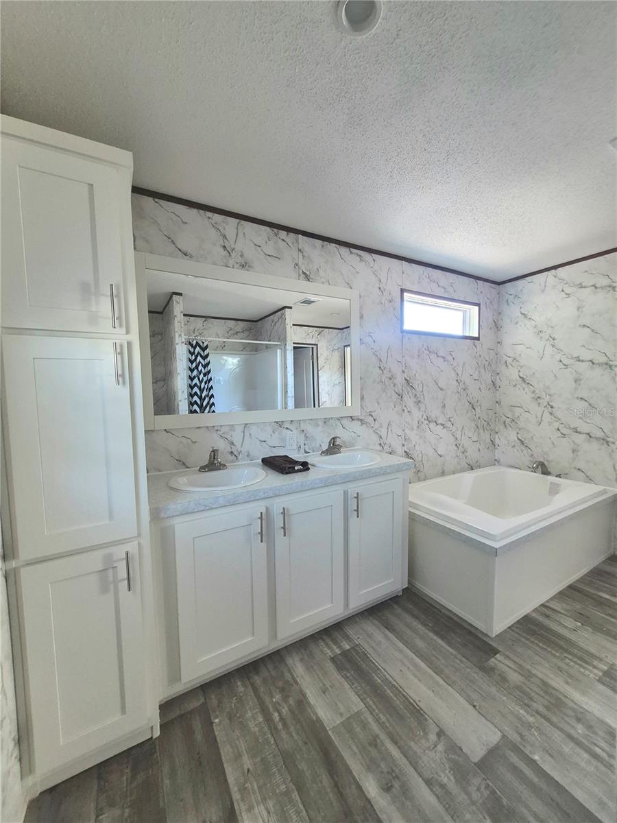 POTTERFIELD GARDEN ACRES - Residential