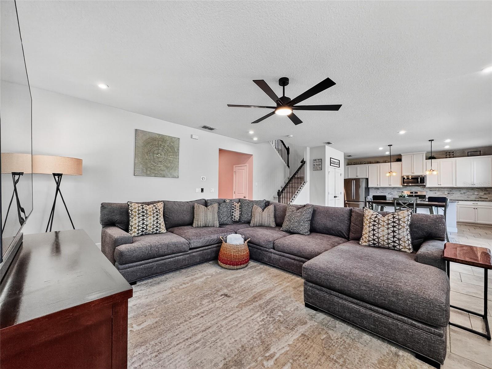 5685 SURPRISE LILY DRIVE