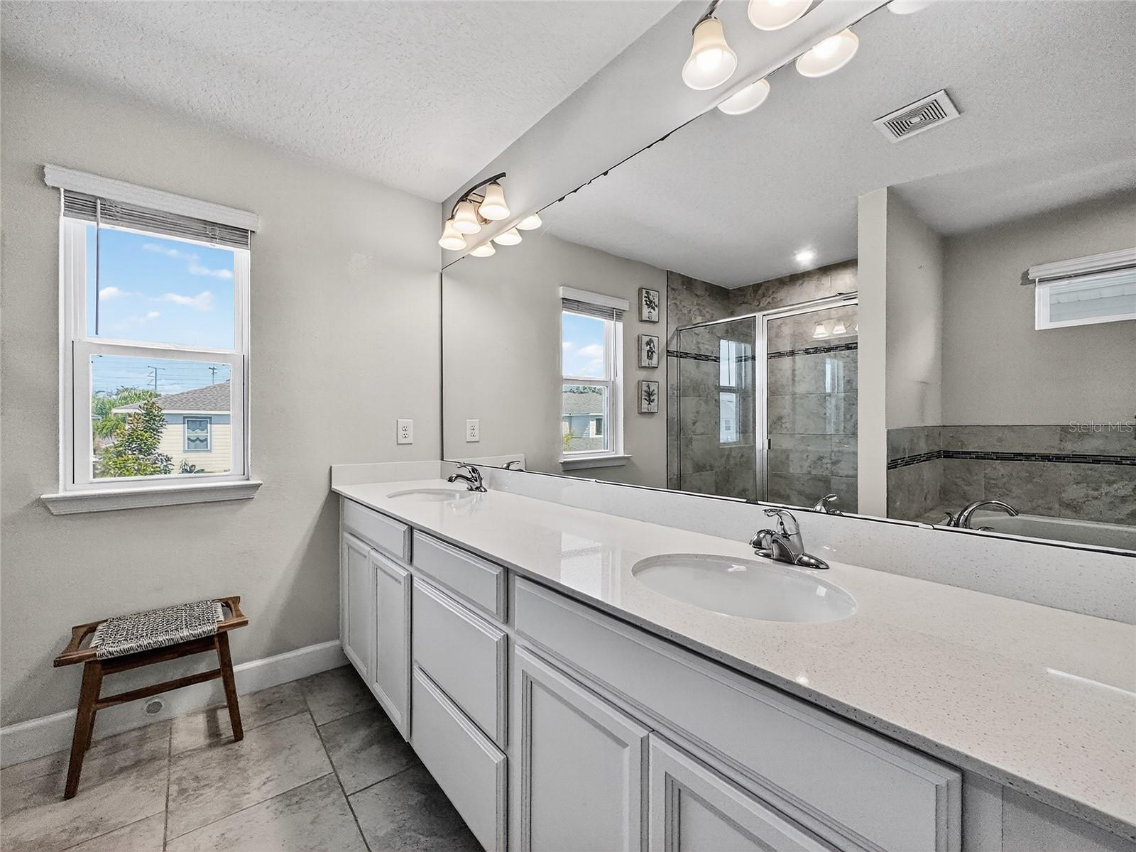 HAMILTON GARDENS PH 2A & 2B - Residential