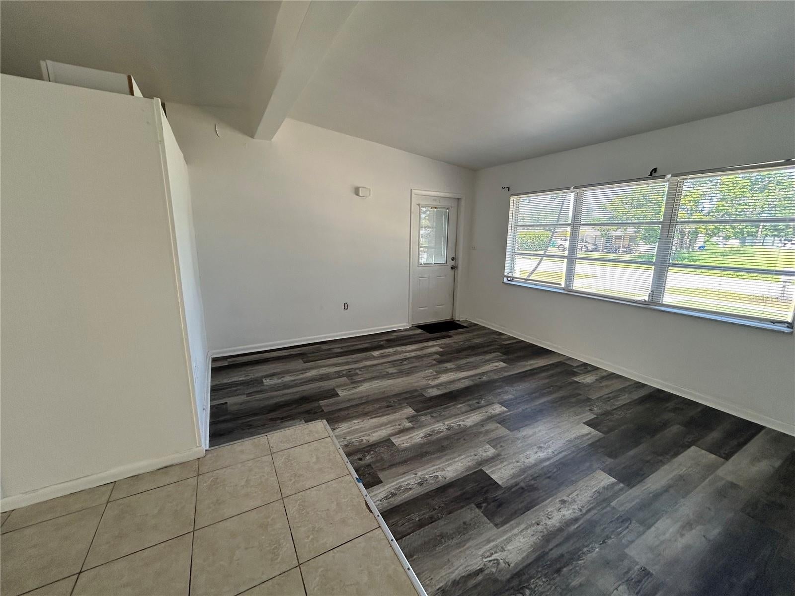 3140 CRESTWOOD DRIVE