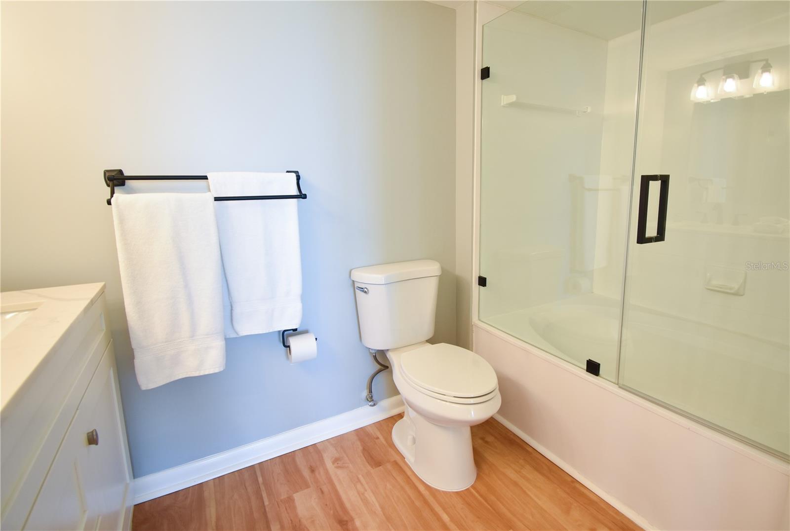 BAHIA VISTA UNIT II - Residential