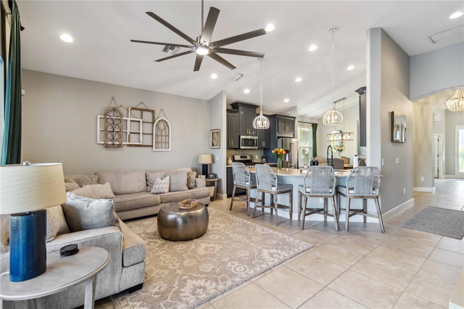 ARBOR LAKES ON PALMER RANCH - Residential