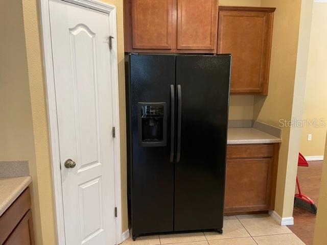 FISHHAWK RANCH PH 2 TR 1 - Residential Lease