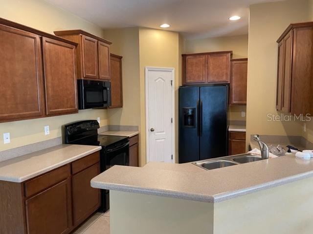 FISHHAWK RANCH PH 2 TR 1 - Residential Lease