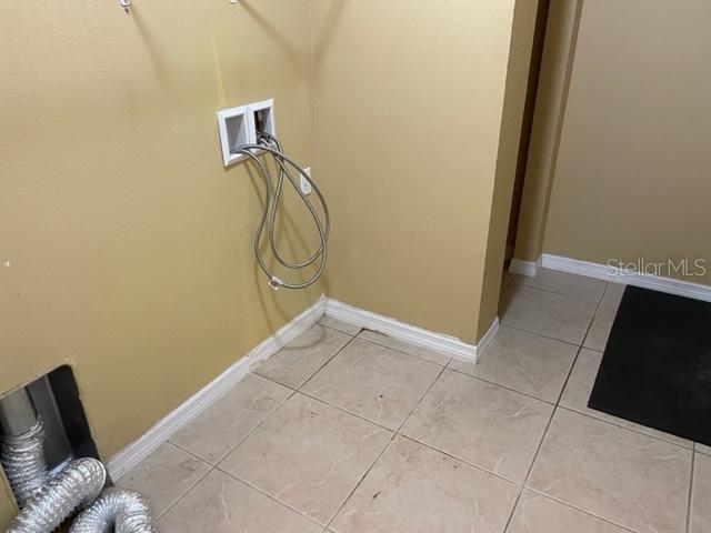 FISHHAWK RANCH PH 2 TR 1 - Residential Lease