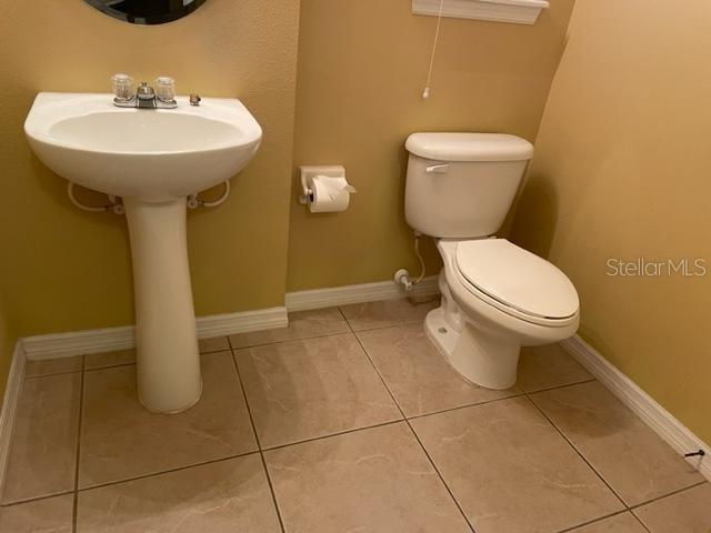 FISHHAWK RANCH PH 2 TR 1 - Residential Lease