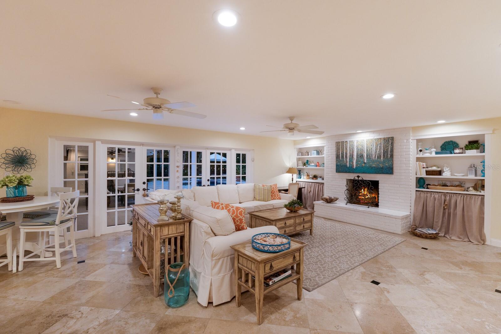 ACREAGE - Residential