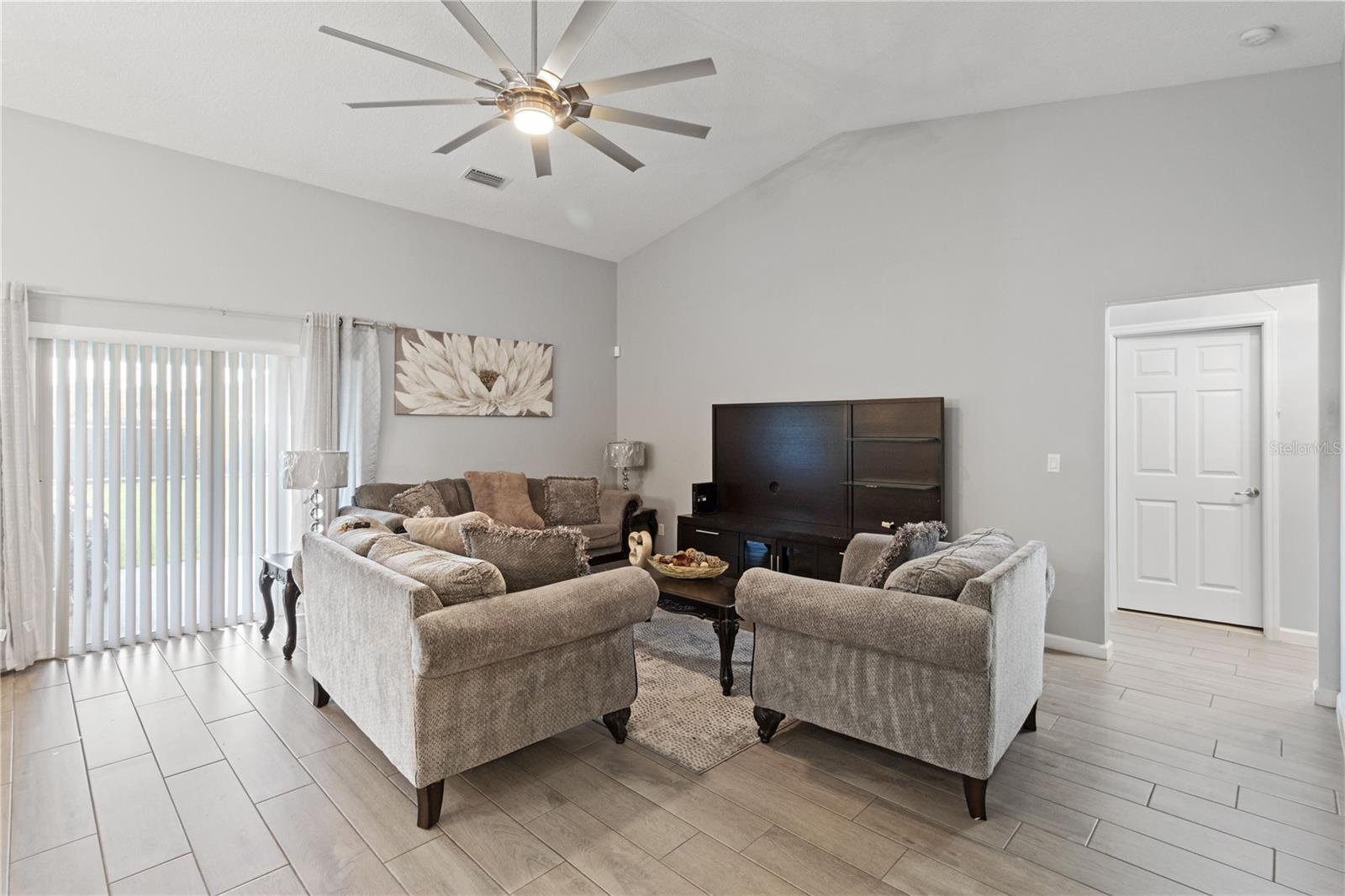 PORT ST LUCIE SEC 16 - Residential