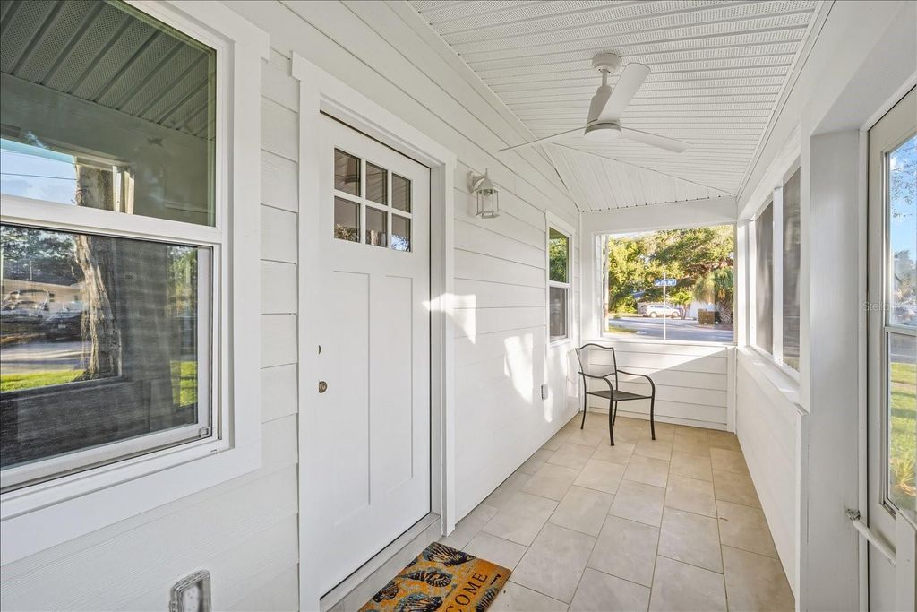 Photo of 701 2nd Street SE, Largo, FL 33771 (MLS # TB8450983)