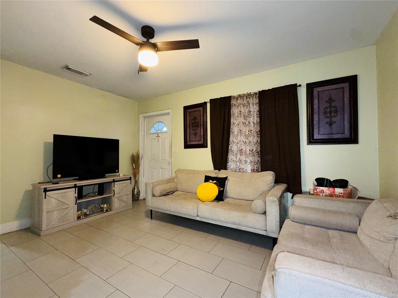 KISSIMMEE HIGHLANDS #4 - Residential