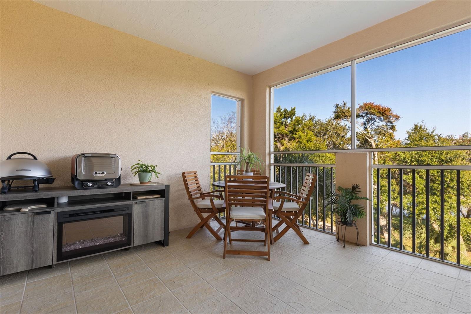 TIDELANDS CONDOMINIUM - Residential