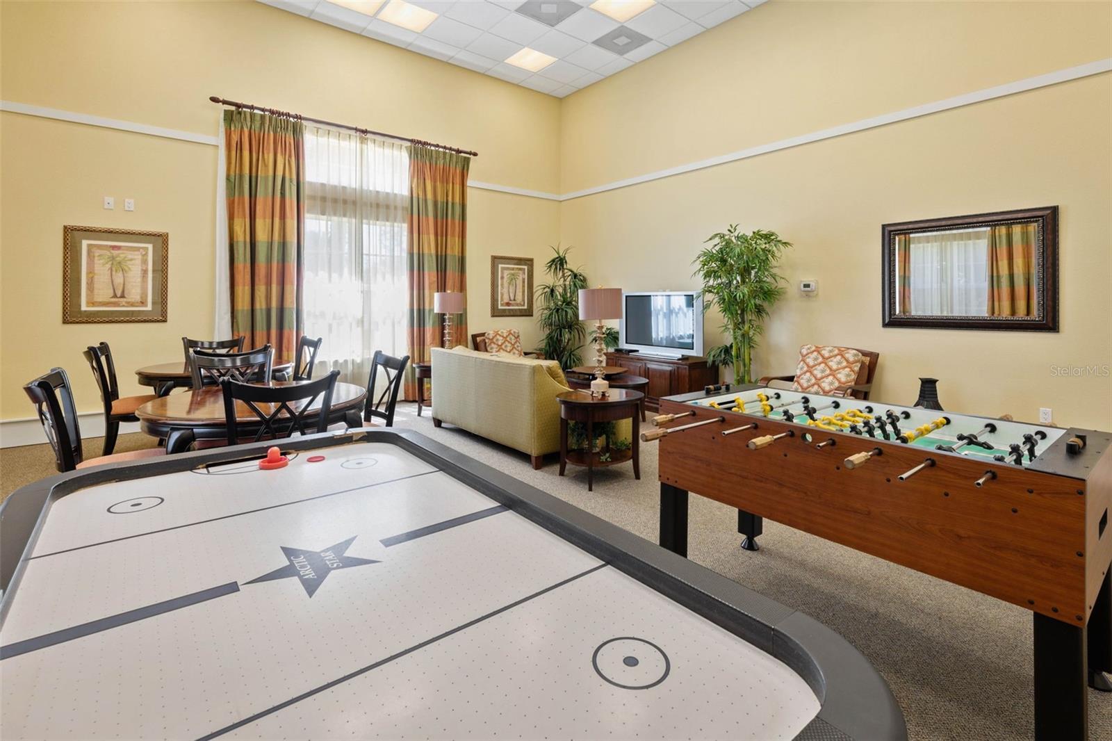 TIDELANDS CONDOMINIUM - Residential