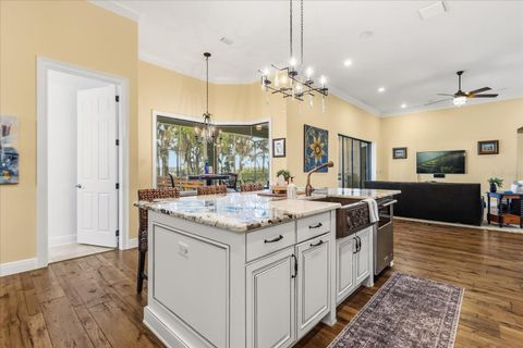 Tiny photo for 30321 Island Club Drive, Tavares, FL 32778 (MLS # G5104745)