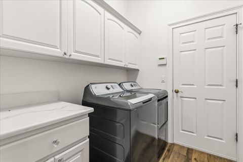 Tiny photo for 30321 Island Club Drive, Tavares, FL 32778 (MLS # G5104745)