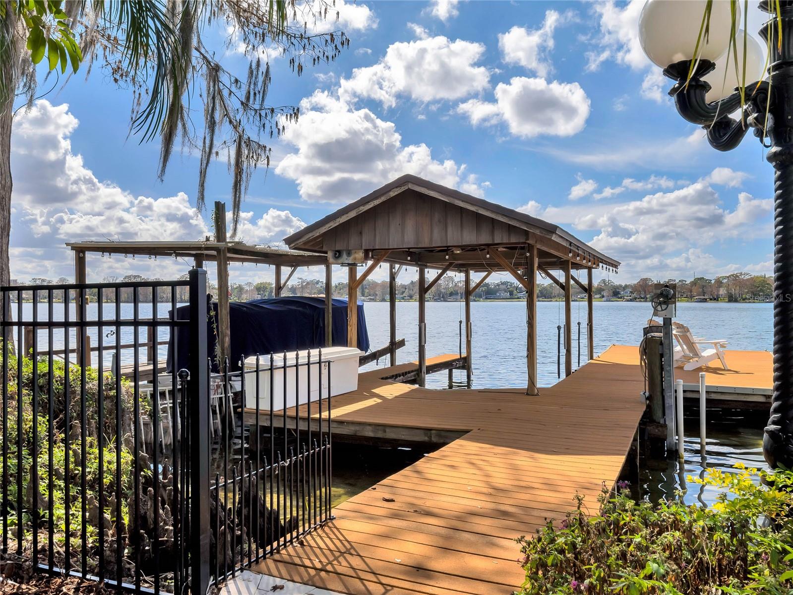 KILLARNEY POINT - Residential