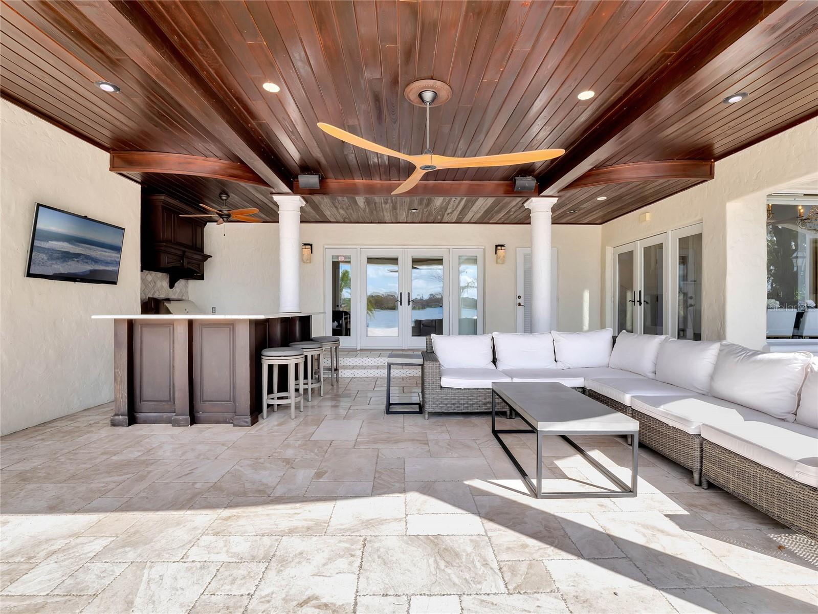 KILLARNEY POINT - Residential