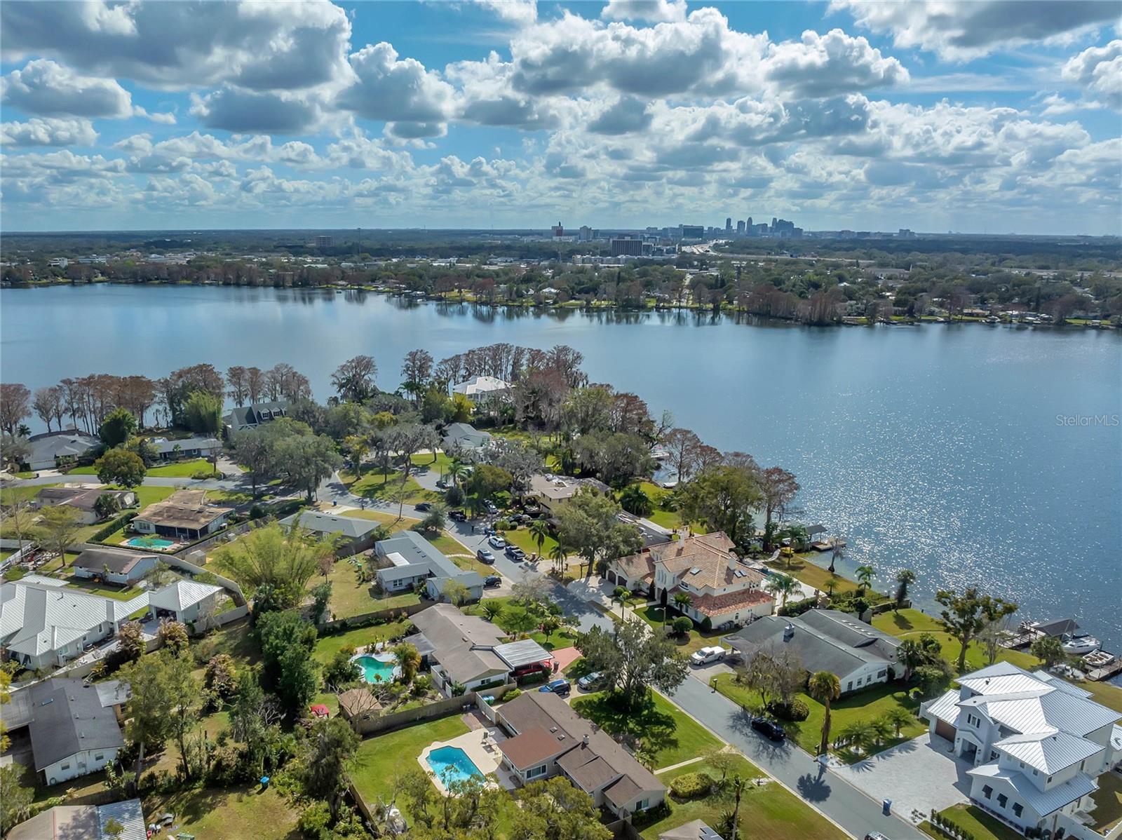 KILLARNEY POINT - Residential