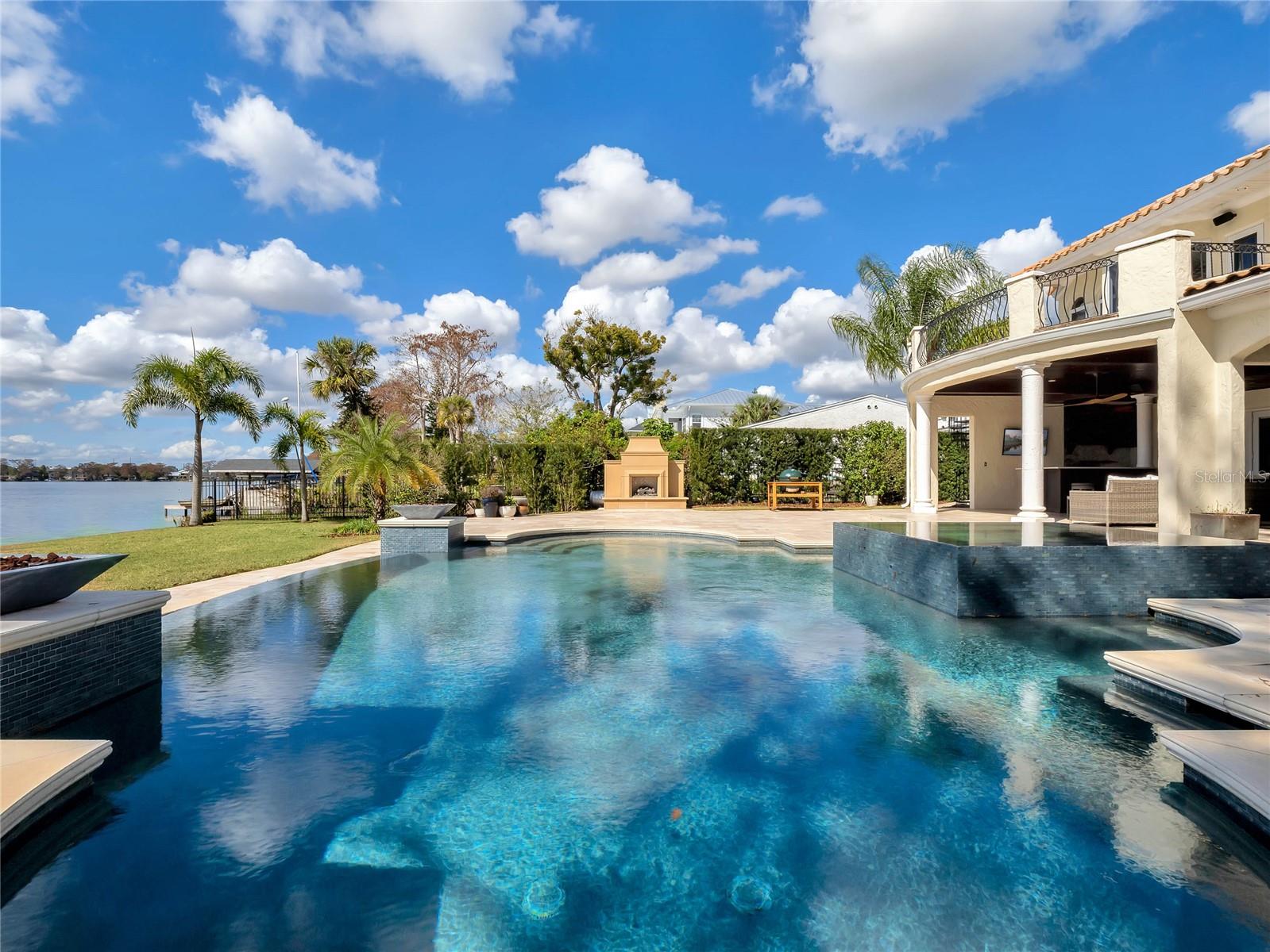 KILLARNEY POINT - Residential