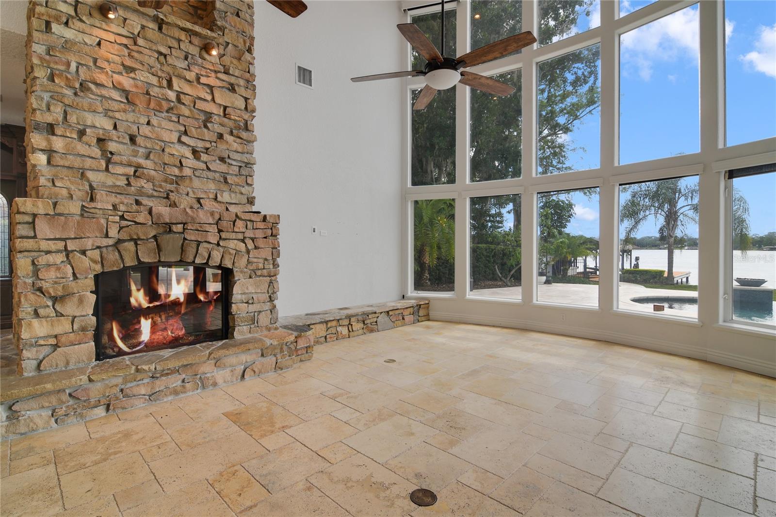 KILLARNEY POINT - Residential