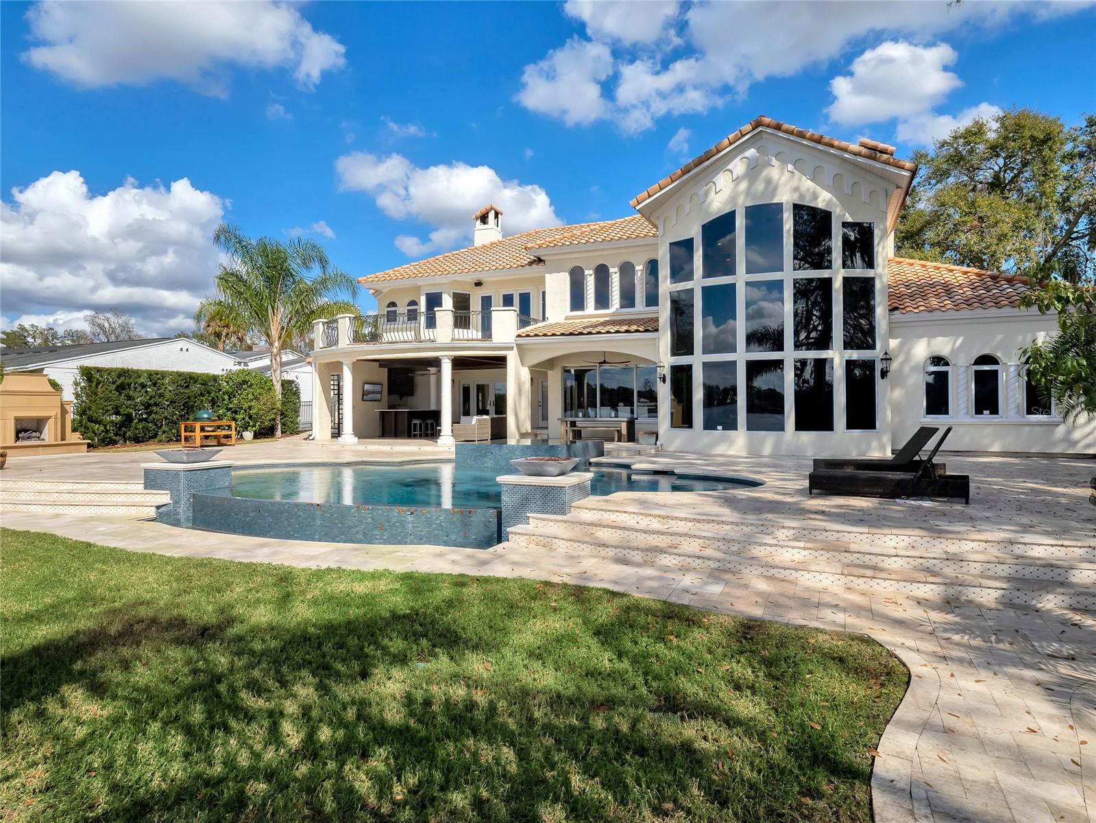 KILLARNEY POINT - Residential