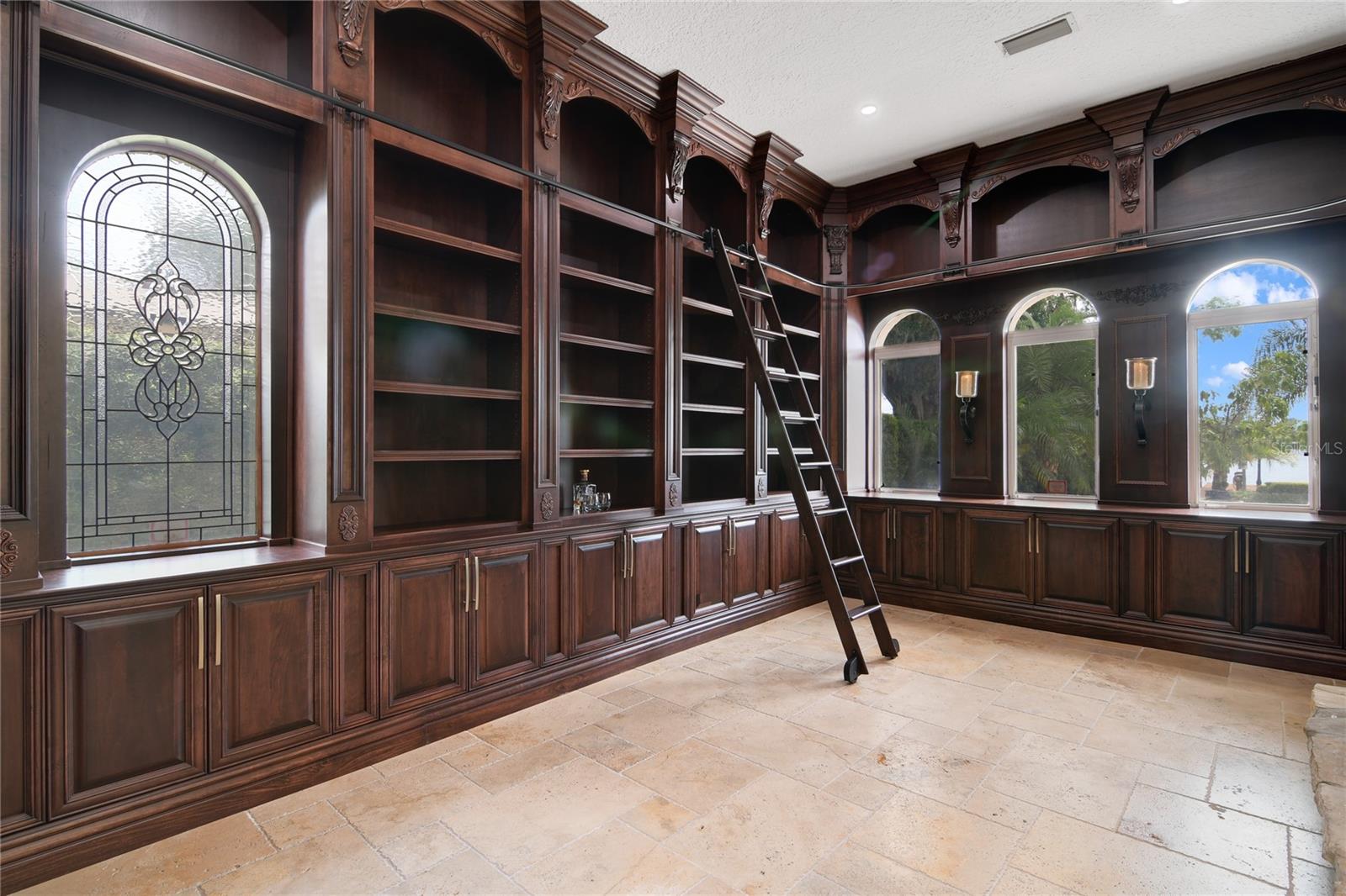 KILLARNEY POINT - Residential