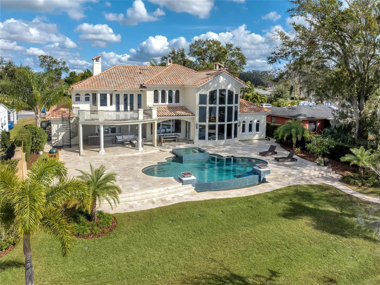 KILLARNEY POINT - Residential