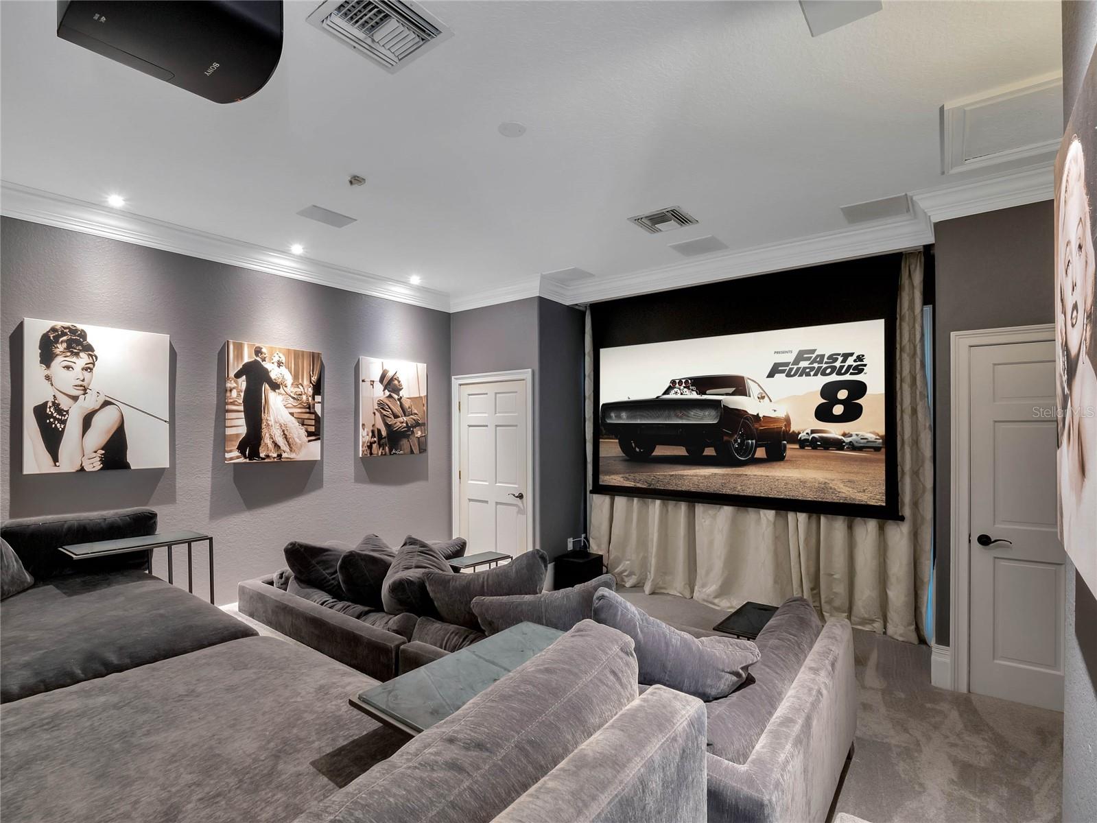 KILLARNEY POINT - Residential