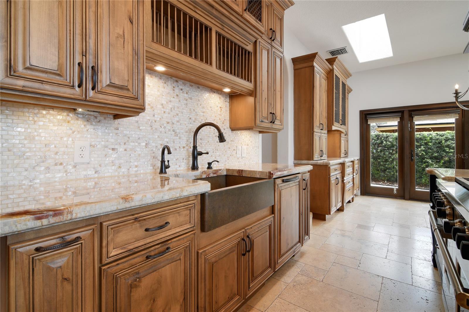 KILLARNEY POINT - Residential