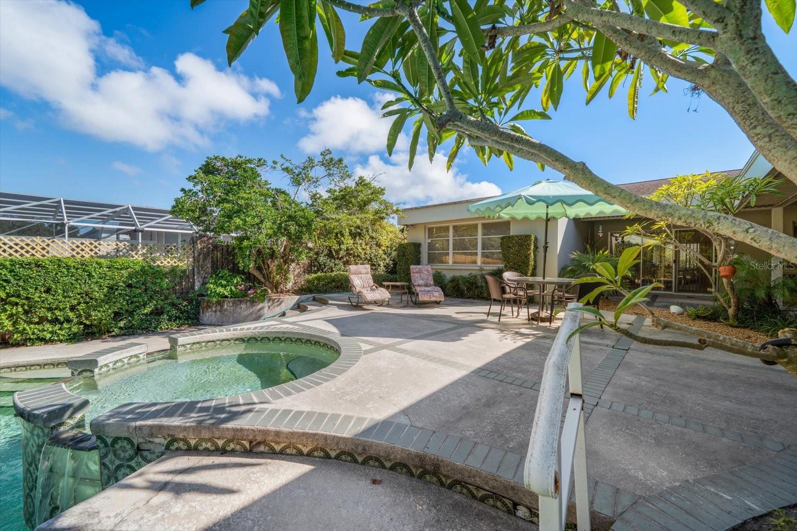 EASTLEIGH - Residential